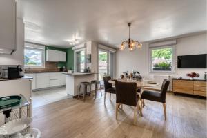 Appartements Sevrier , Attique 79m2, terrasse, 4pers : photos des chambres