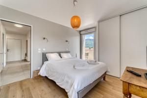 Appartements Sevrier , Attique 79m2, terrasse, 4pers : photos des chambres