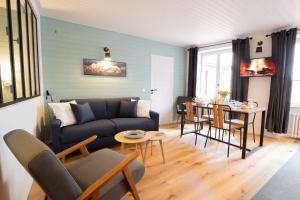 Dauphin vieille ville Annecy ancien couvent 1638