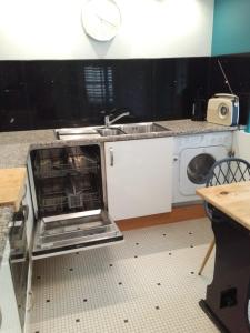 T1bis, 100m de la belle plage de Morgat