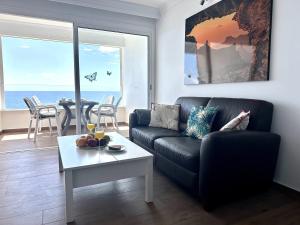 NEUE 2 SCHLAFZIMMER FERIENWOHNUNG DiREKT AM STRAND