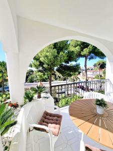 Happy in Holiday Miraflores Apartments - 4hvězdičkové hotely ve městě Mijas