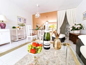 Happy in Holiday Miraflores Apartments