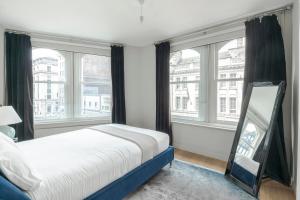 Immaculate 2-Bed Apartment in Prime Central London