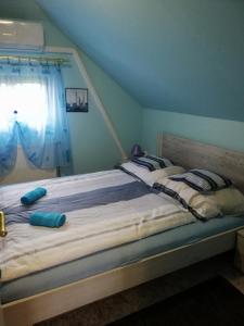 Sárga Önálló Nyaralóház