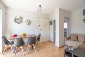 Tranquil Voula Getaway, A Calm Retreat in Voula