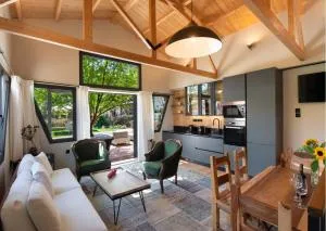 AV Suites - Giorgio - Platístoma