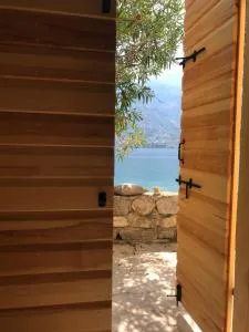 Prcanj Beach Villa - 普查尼