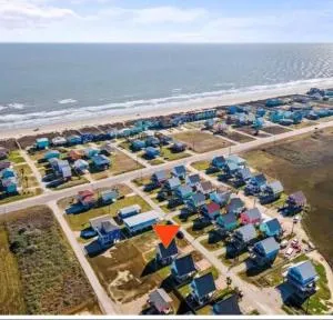 The Mermaids Treasure Chest - Angleton