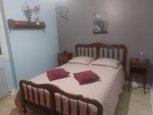 B&B / Chambres d'hotes LES ROSSIGNOLS : photos des chambres