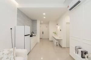 [Creamy house KSL 2 JB] #6Pax #Austin #18th floor