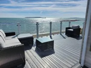 Europa Willow Pitch 29 Creek Caravan Park dog friendly - Ringstead