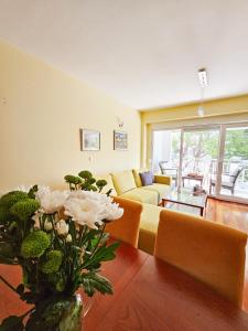 Apartment Mirna, 2-bedroom Apartment, Overlooking the Beach