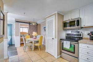 Balcony and Ocean View Myrtle Beach Resort Condo!