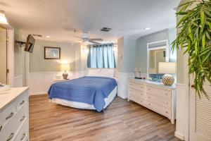 Balcony and Ocean View Myrtle Beach Resort Condo!