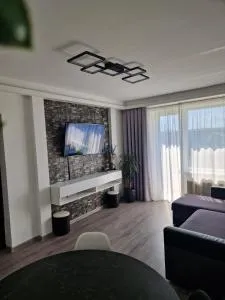 Sunny Apartment - Maurutsiyems