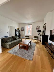 Appartements Grand appartement vue theatre Hyper Centre : photos des chambres