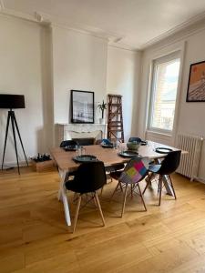 Appartements Grand appartement vue theatre Hyper Centre : photos des chambres