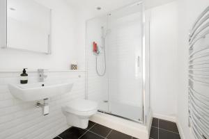 Large Apartment By Liverpool Street Station