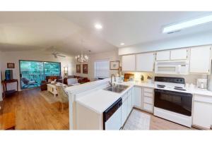 Golfers Dream 2 Bedroom at True Blue