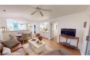 Golfers Dream 2 Bedroom at True Blue