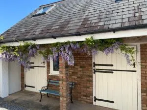 Y Stabl, Llanrhidian, Gower - Llanrhidian