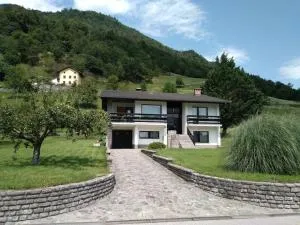 Hiša na podeželju - Gabrje