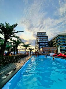 Kira Apartment - Signature Promenada