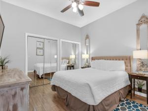 Crystal View Condominium 402 by Newman-Dailey