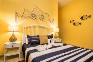 3 BR beach front Playa Bonita Beach Aquamarine building 102