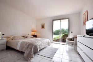 Villas Villa Haut Standing avec Piscine, Vue sur Golf : photos des chambres
