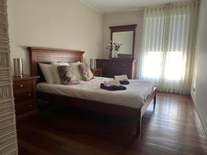 Azor International Apartment II