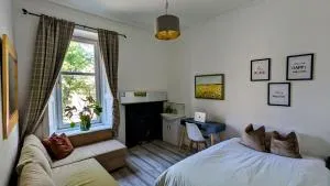 Friends Family Room City Center Edinburgh - Эдинбург