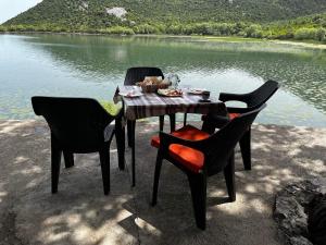 Lakeview Apartments Jolicic