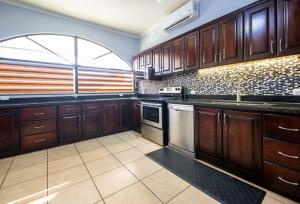 Villa Brisa Del Mar By Vacation Pura Vida