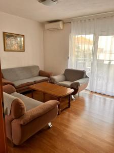 Vali Apartment 1