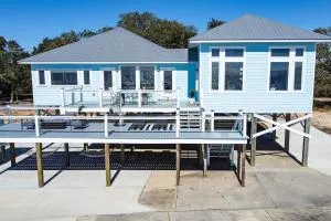Private Waterfront Beach House with Fire-pit - Gulf Park Estates