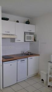 Appartements studio ideal couple 2 enfants, bien situe, calme : photos des chambres