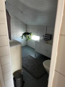 Idyllic upstairs apartment with two bedrooms