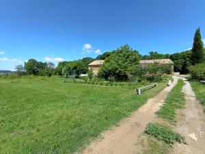 Maisons de vacances Gite a la campagne : Maison 2 Chambres