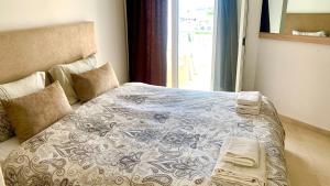 Cosy S2 Apartment Near LaMrsa Beach