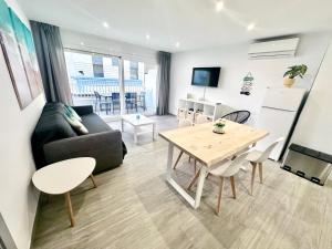 Roses Apartments Beach - 3 rooms 2baths