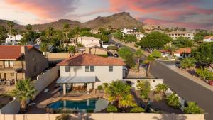 Game Room Resort Pool HotTub Modern Desert Oasis