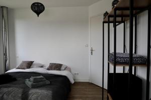 Maisons de vacances Villa near beach with pool 11 pers baby : photos des chambres