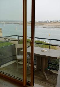 Appartements Beautiful sea view Apartment 66m2 with terrace : photos des chambres