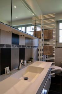 Maisons de vacances Le Bon Gite 200m2 house seaview : photos des chambres