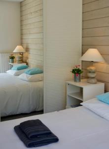Villas Beautiful seaside villa direct beach access 8 pers : photos des chambres