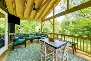 Highlands Cabin on Buck Creek about 8 Mi to Town! - Highlands