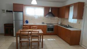 Melina Apartment - Akoumia Village