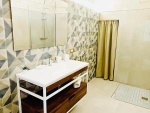 Casa loca 2 intera casa a due passi da porta San Biagio e dalla stazione dei treni